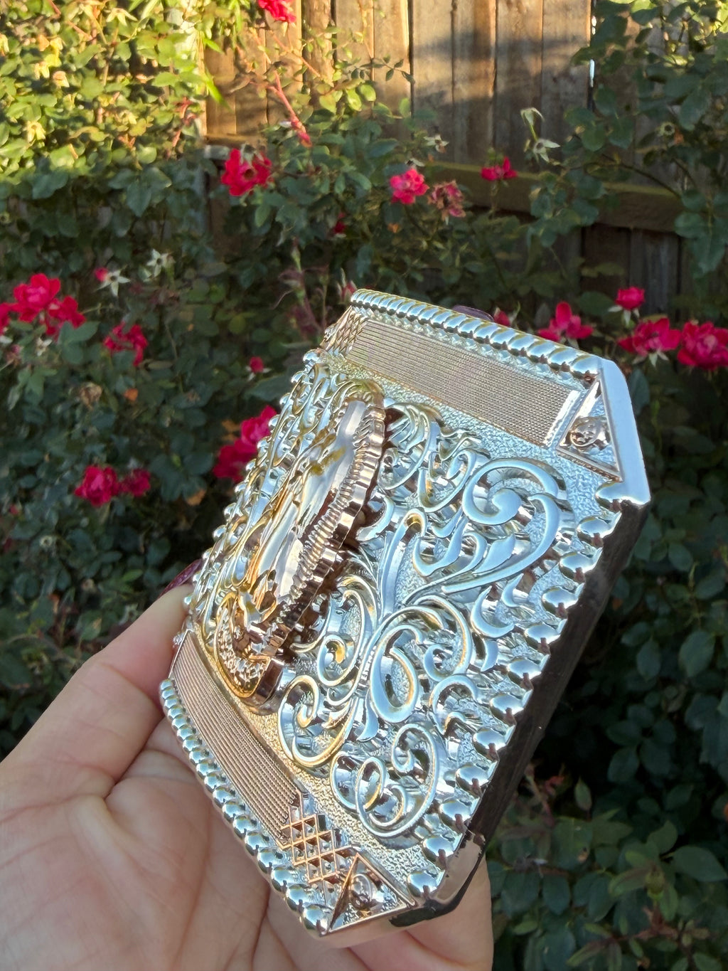 Western Virgin Mary Belt Buckle – Silver &amp; Gold Tone Engraved Cowboy Buckle